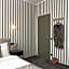 Happy Inn Rooms & Suites