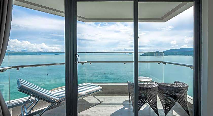 Queen Ann Nha Trang Hotel