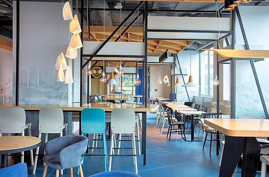 B&B Hotel Warszawa-Okęcie