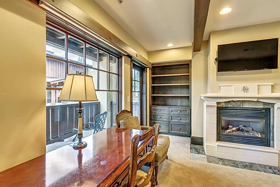 The Chateaux Deer Valley