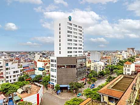 Tru by Hilton Nam Dinh City Centre