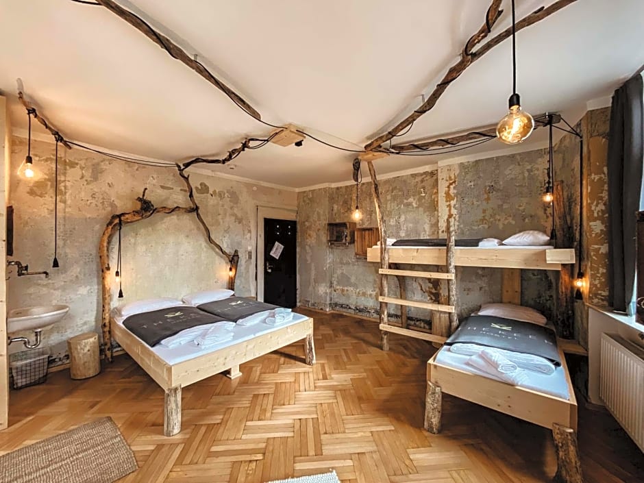 The Keep Eco Rooms