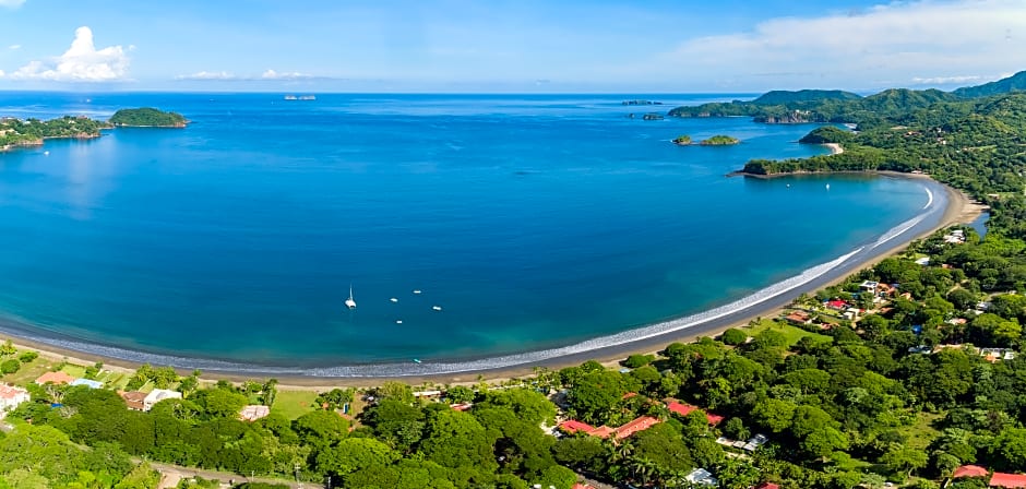 Bahia del Sol Beachfront Boutique Hotel