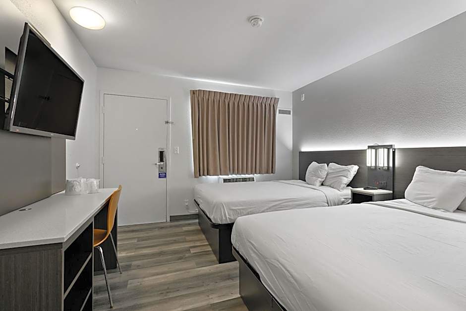 Motel 6-Oceanside, CA