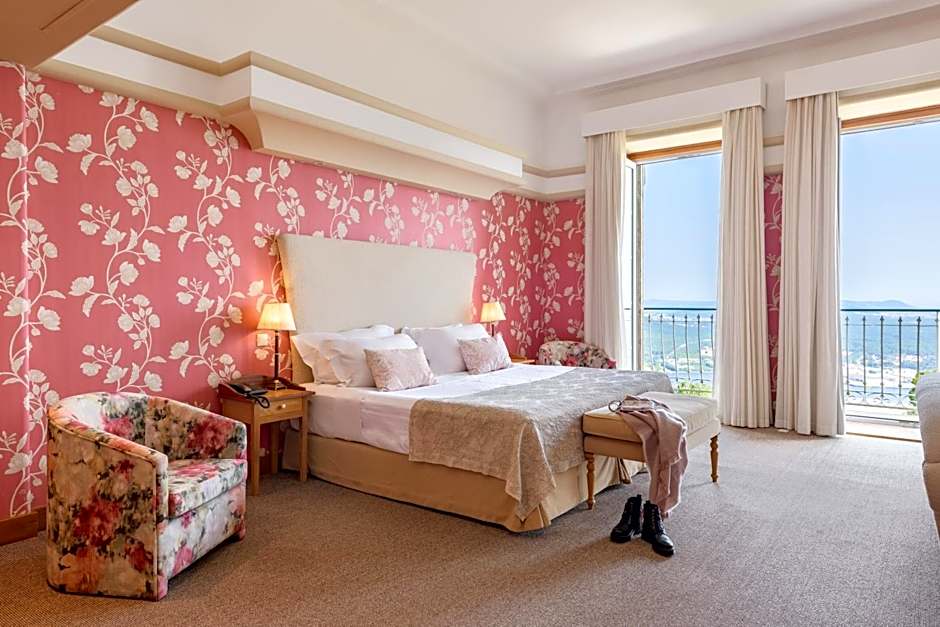 POUSADAS DE PORTUGAL MONUMNENT & HISTORIC HOTELS