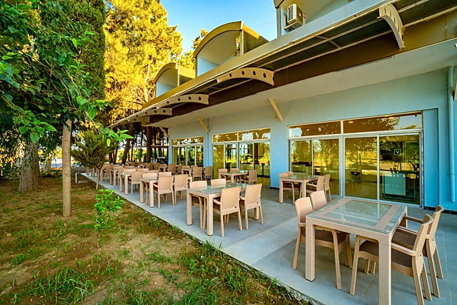 Prenses Sealine Beach Hotel