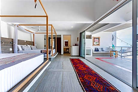 Master Two King bedroom with Balcony