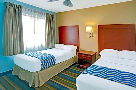 Two-Bedroom Deluxe Suite - Non-Smoking