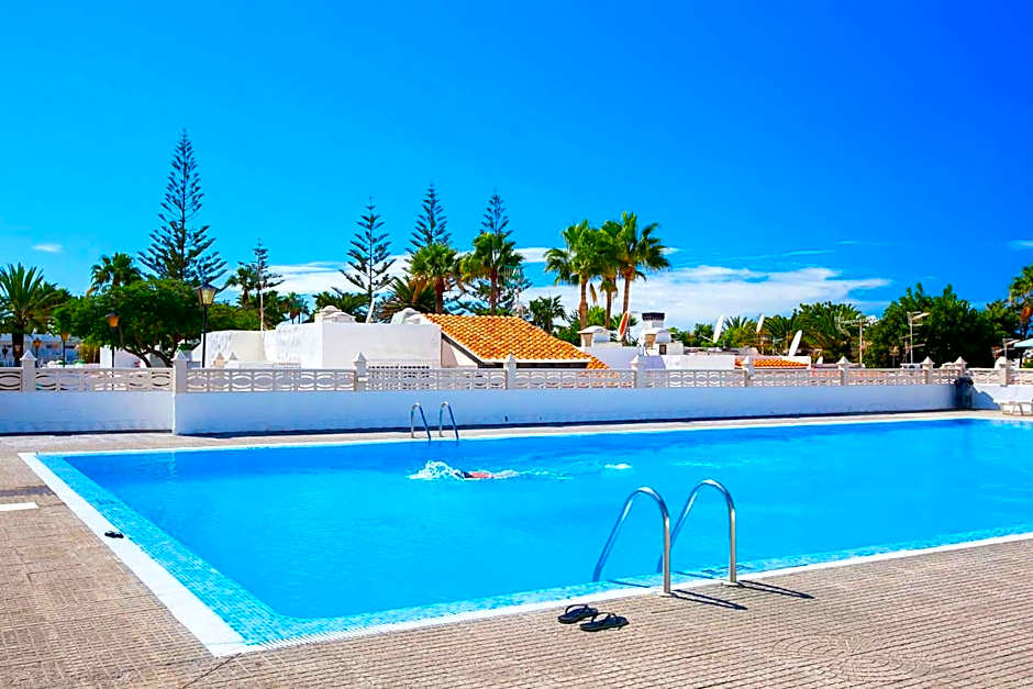 Cozy apartment in Costa del Silencio