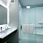 Holiday Inn Express Hotel & Suites Weston by IHG