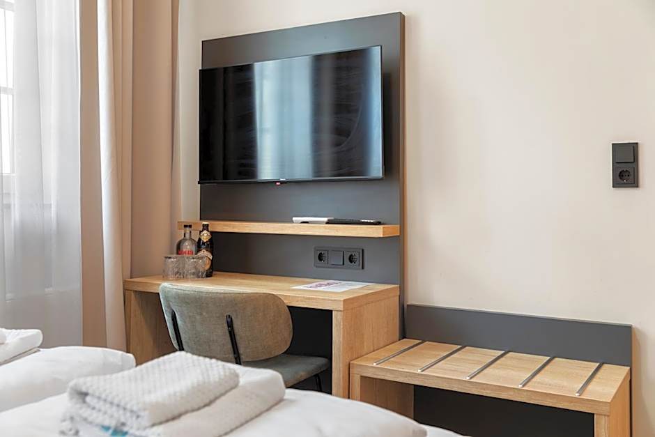 NEU - Sona Design Rooms - CITY CENTER -