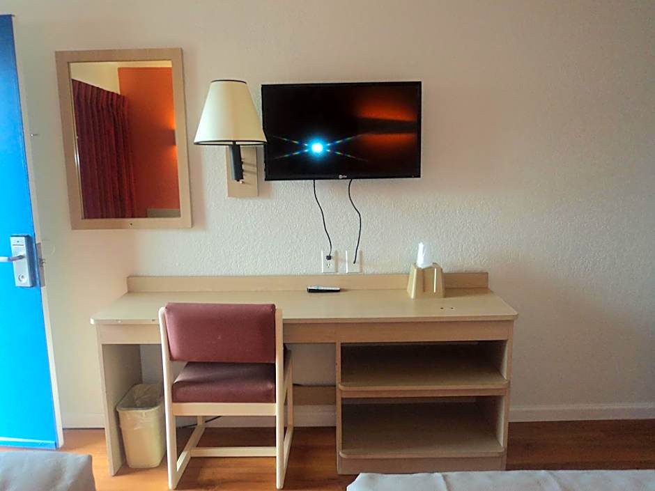 Motel 6 Albuquerque Northeast