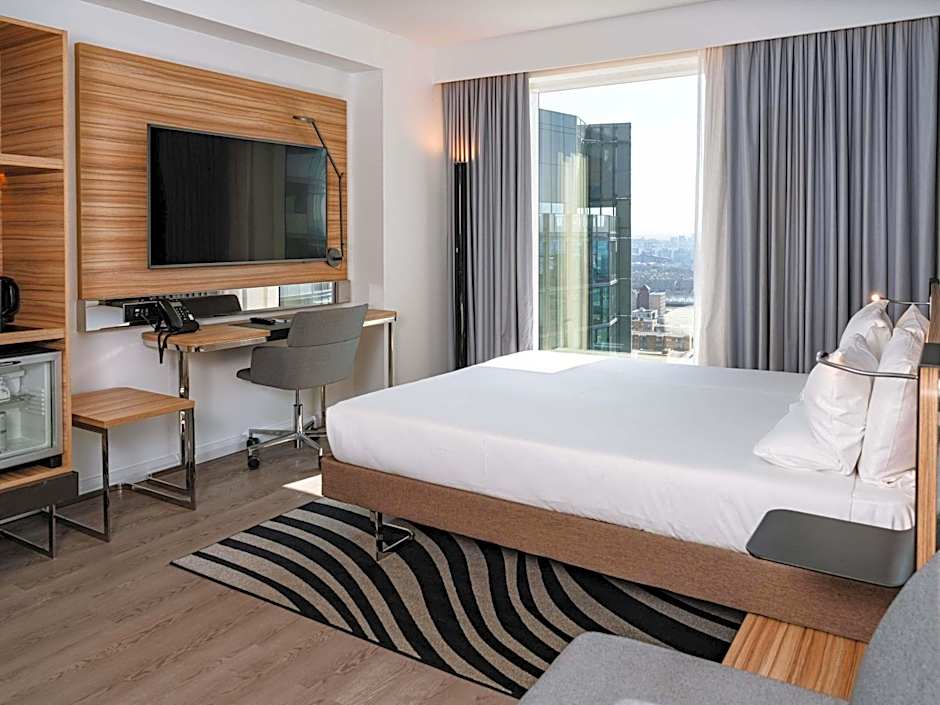 Novotel London Canary Wharf