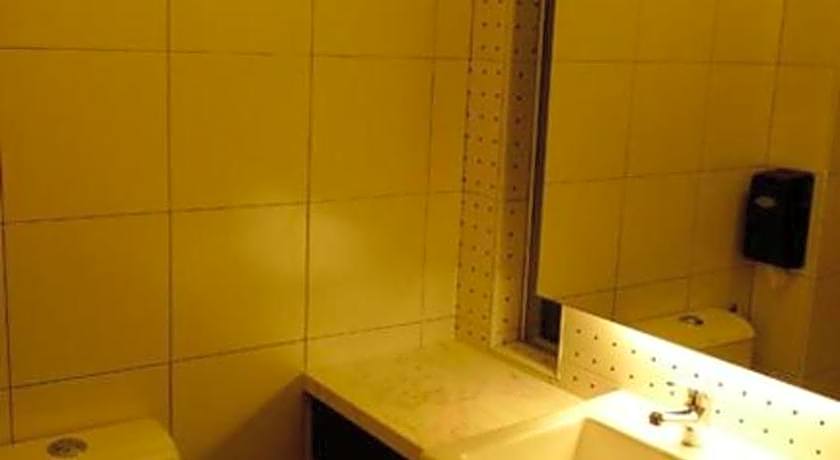 Hotel Austin Paradise