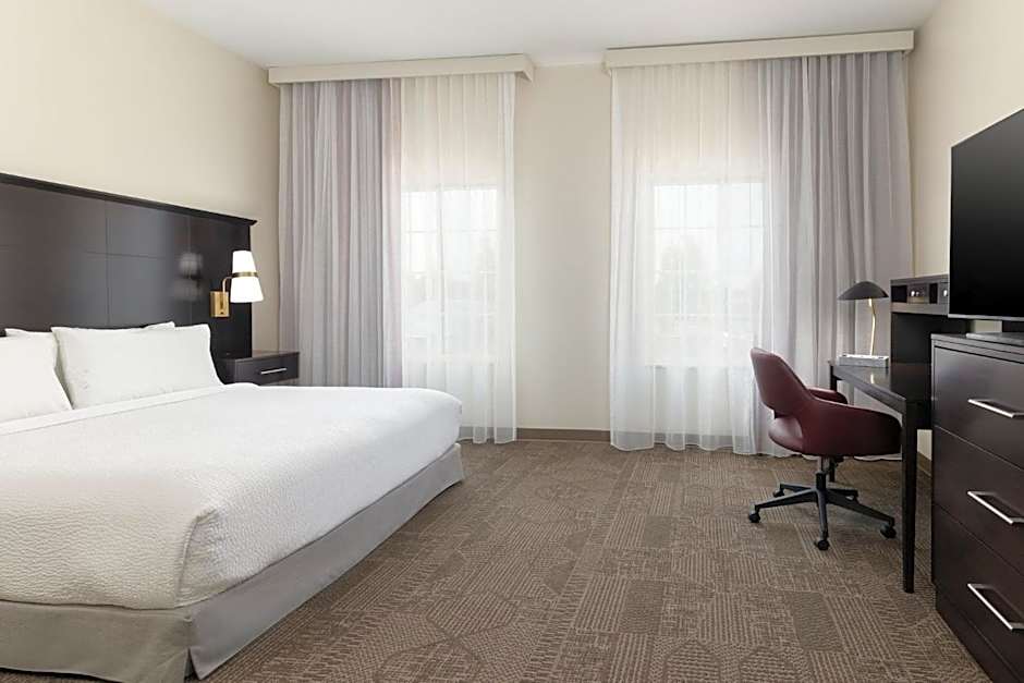 Staybridge Suites Denver- Central Park By IHG