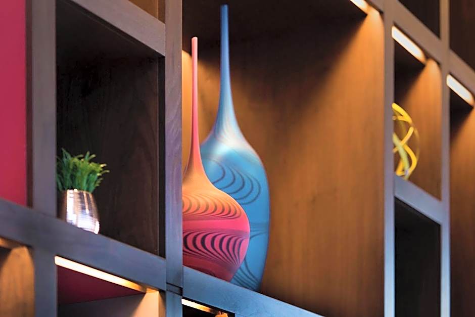 Holiday Inn Hotel & Suites Montreal Centre-ville Ouest By IHG