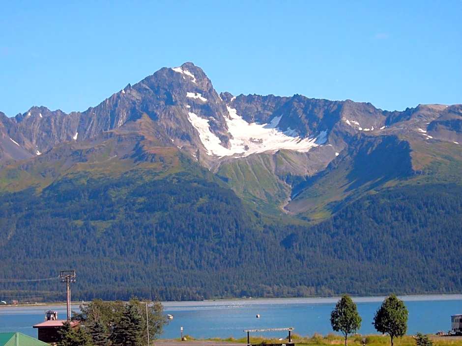 Murphy's Alaskan Inn