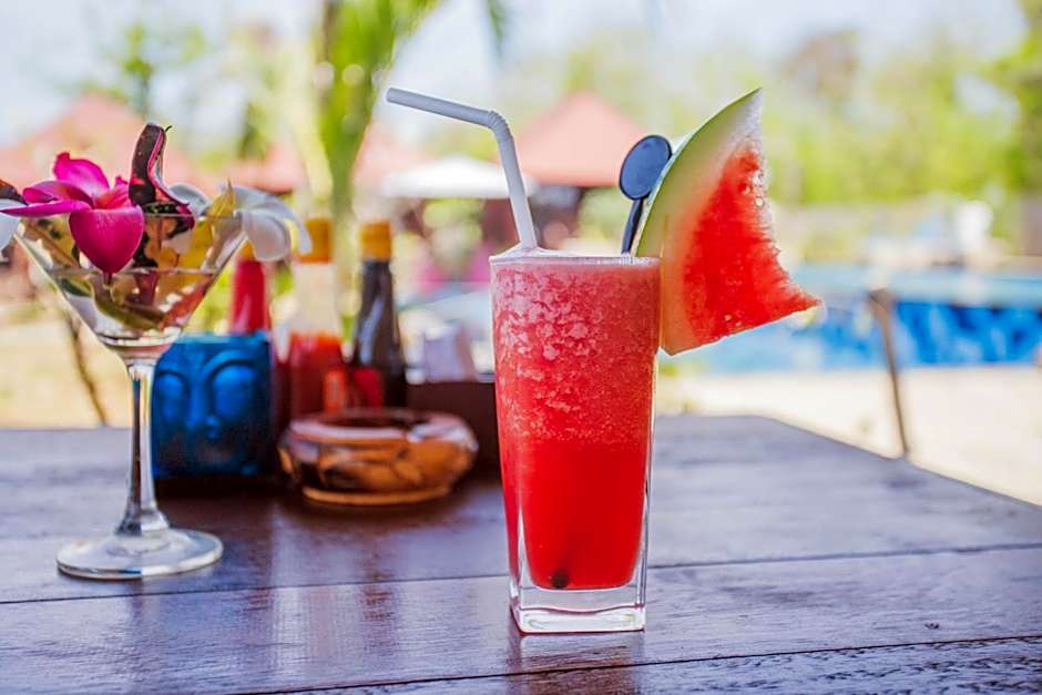 Sunset Coin Lembongan