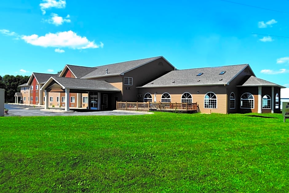 AmericInn by Wyndham Jefferson