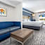 Holiday Inn Express & Suites Williamsburg By IHG