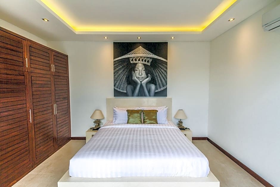 Villa Saha - Elegant 3-Bedroom in Seminyak