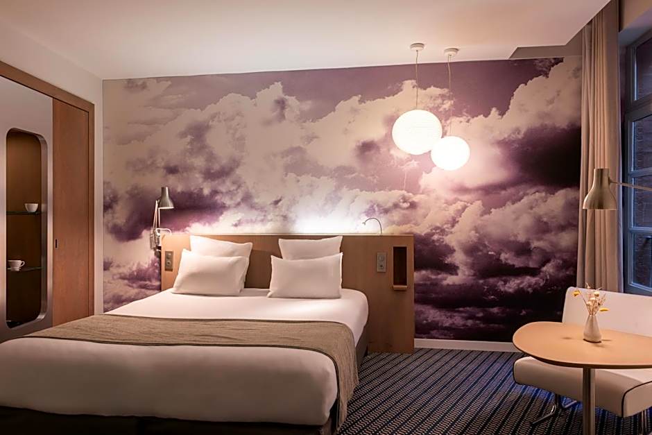 Le Grand Balcon Hotel