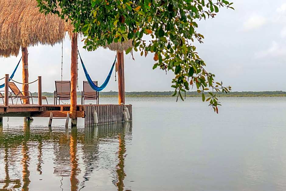 Bacalar Casa Relaxo frente a la Laguna con Muelle Privado