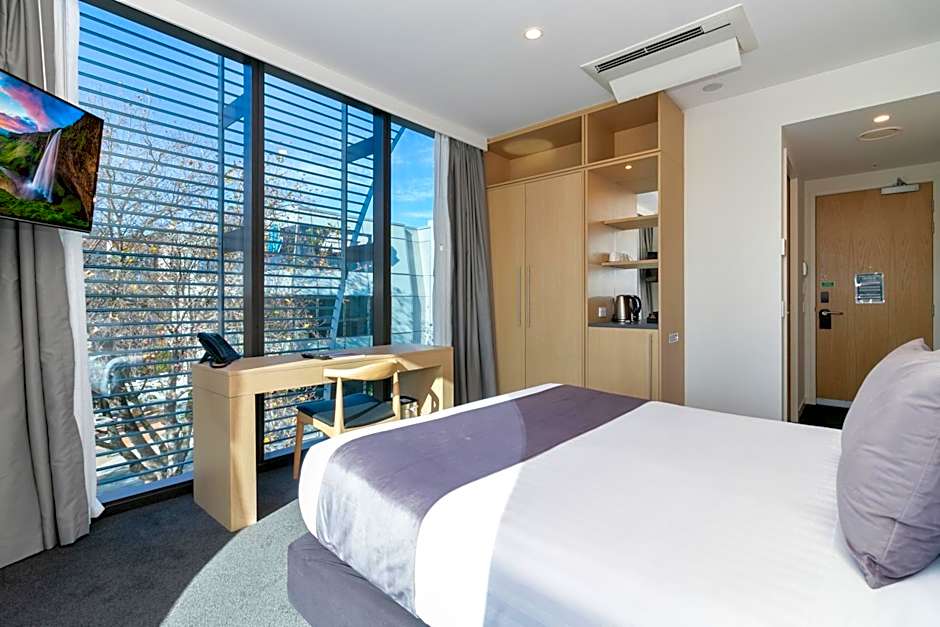 Christchurch City Hotel