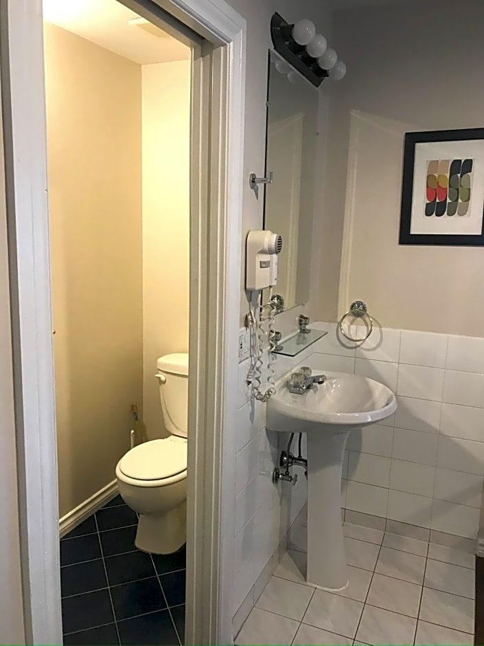Cambie Lodge