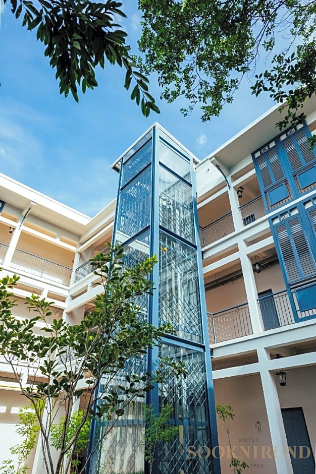 Sooknirund Hotel
