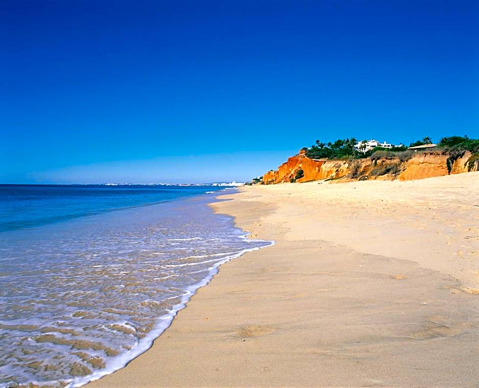 Dunas Douradas Beach Club