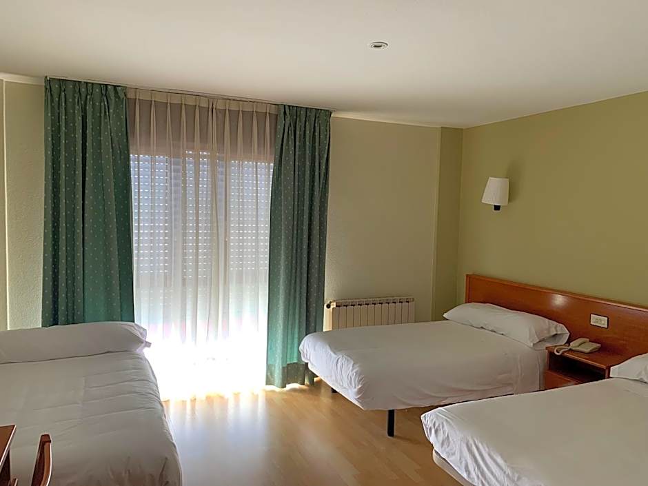 Hotel Arcea Villaviciosa