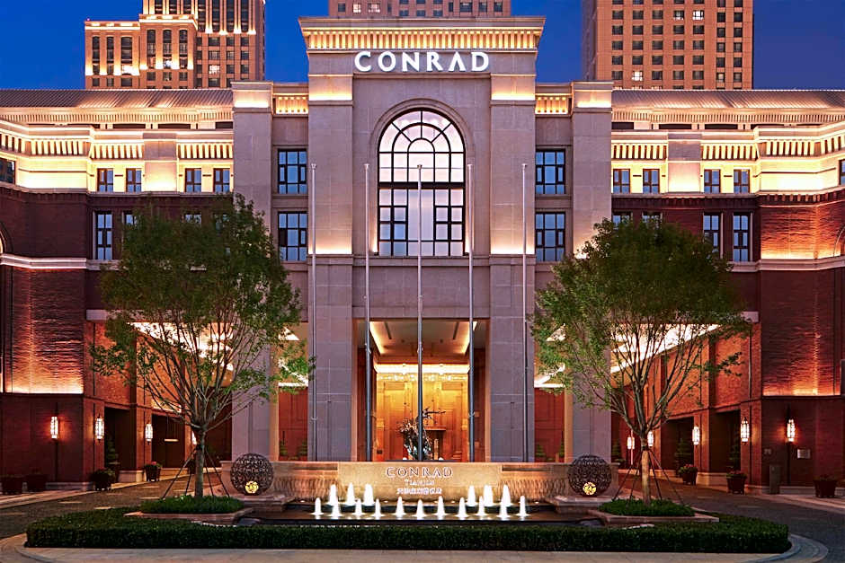 Photo 1 of 1 of Conrad 1 King Bed Suite