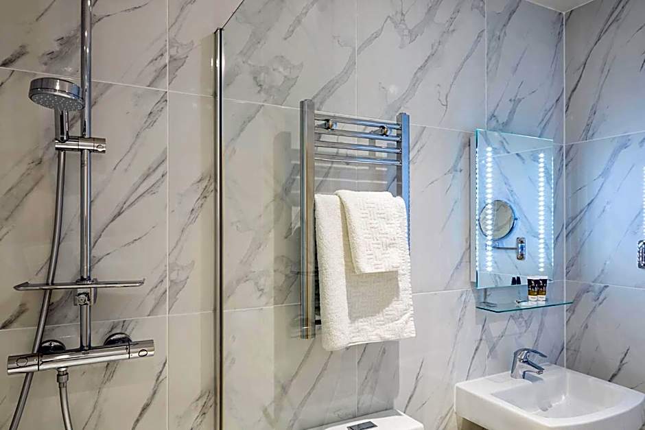 Mercure Newbury West Grange Hotel