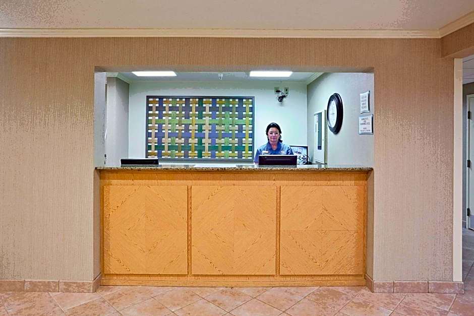 La Quinta Inn & Suites by Wyndham Mansfield, Oh