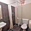 Wallaby Backpackers Hostel Perth - note - Valid passport required to check in -