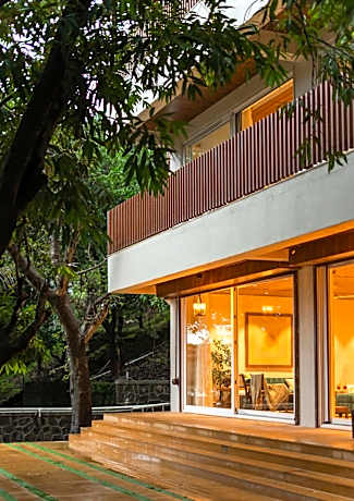 LohonoStays Villa Athini