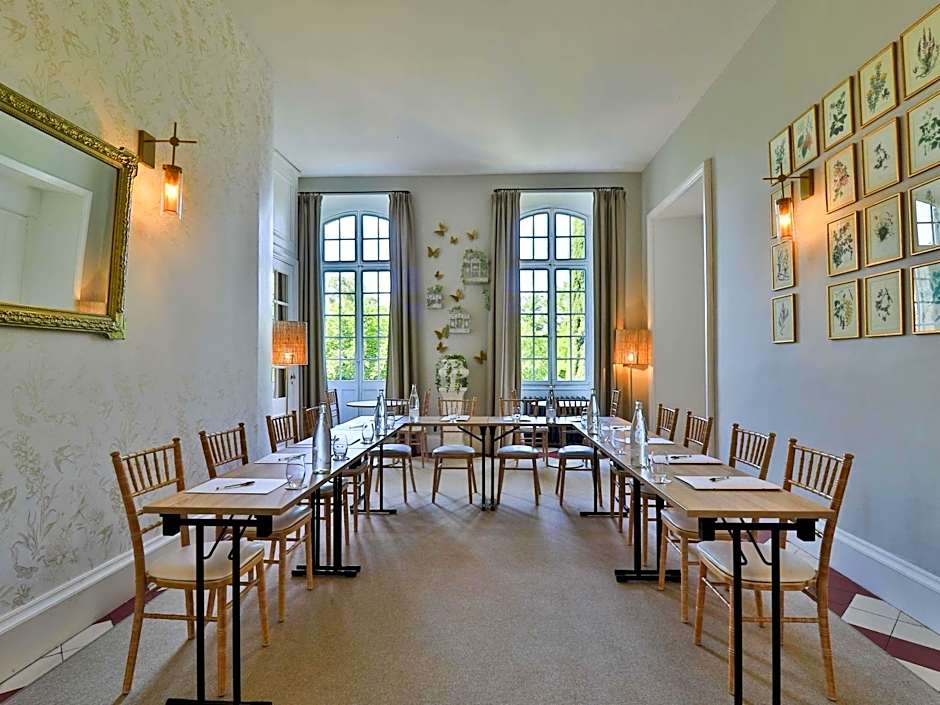 Chateau de Mazan - Handwritten Collection