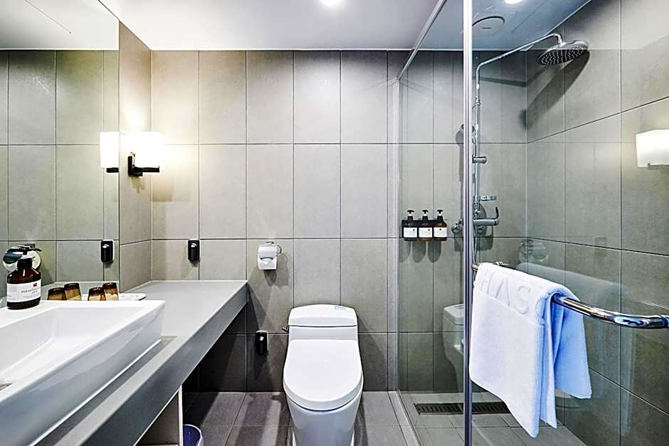 Jeju Pureun Hotel