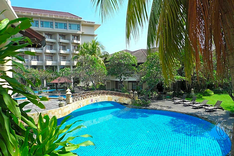 Lombok Raya Hotel