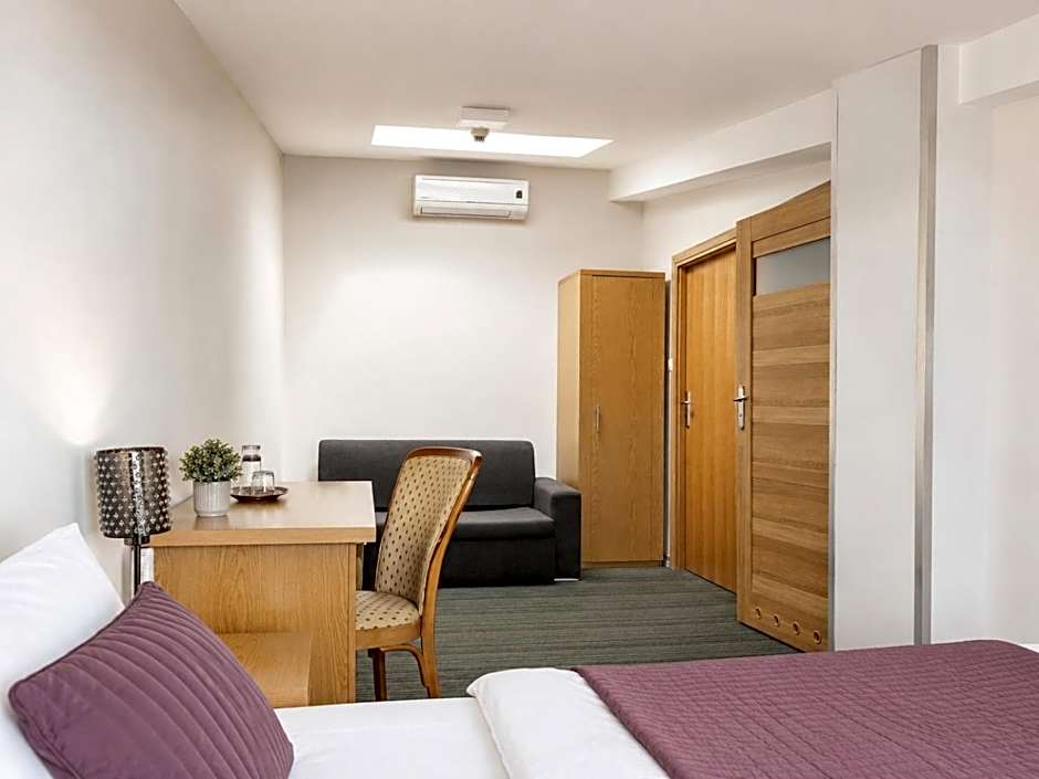 Photo 1 of 8 of Apartment, City View
