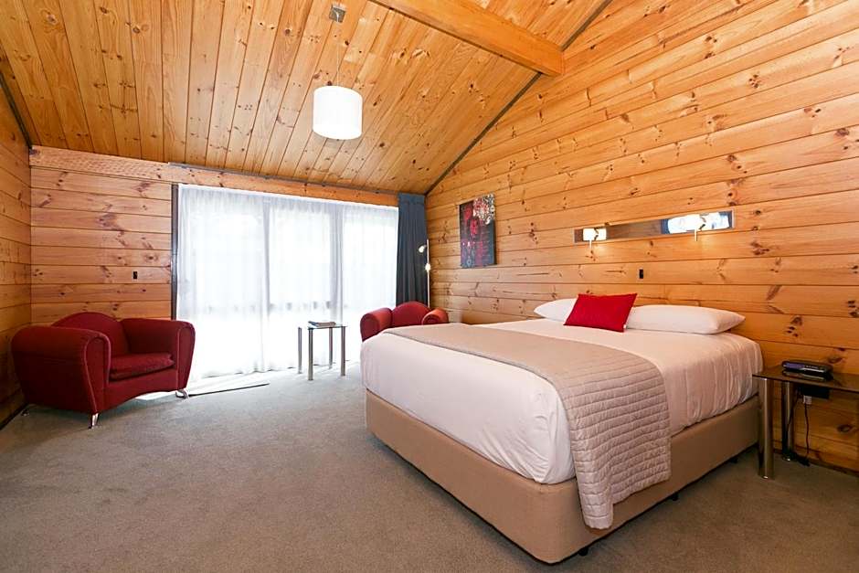 Lockwood Manor Motel