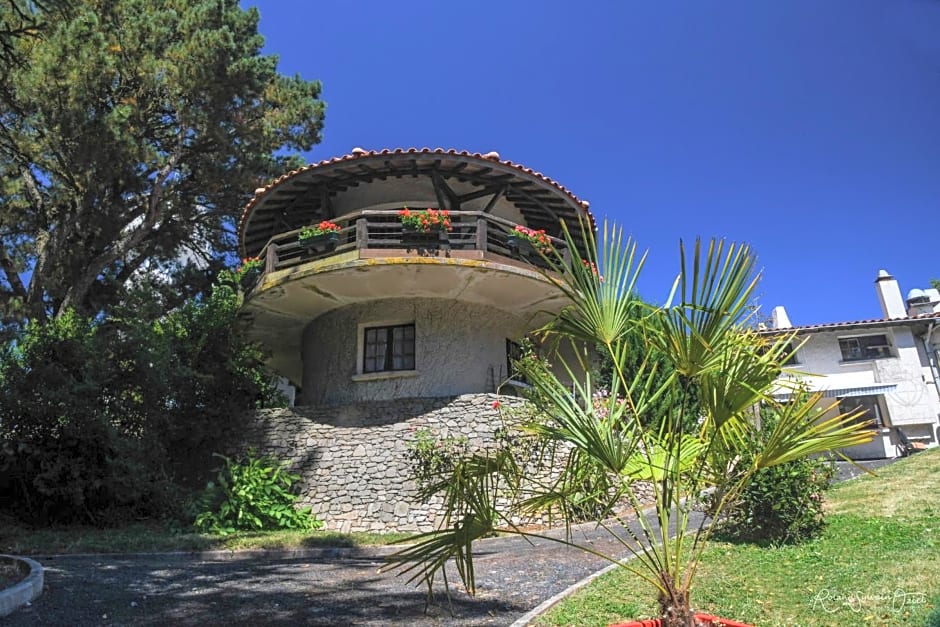 Logis Hôtel La Chaumière