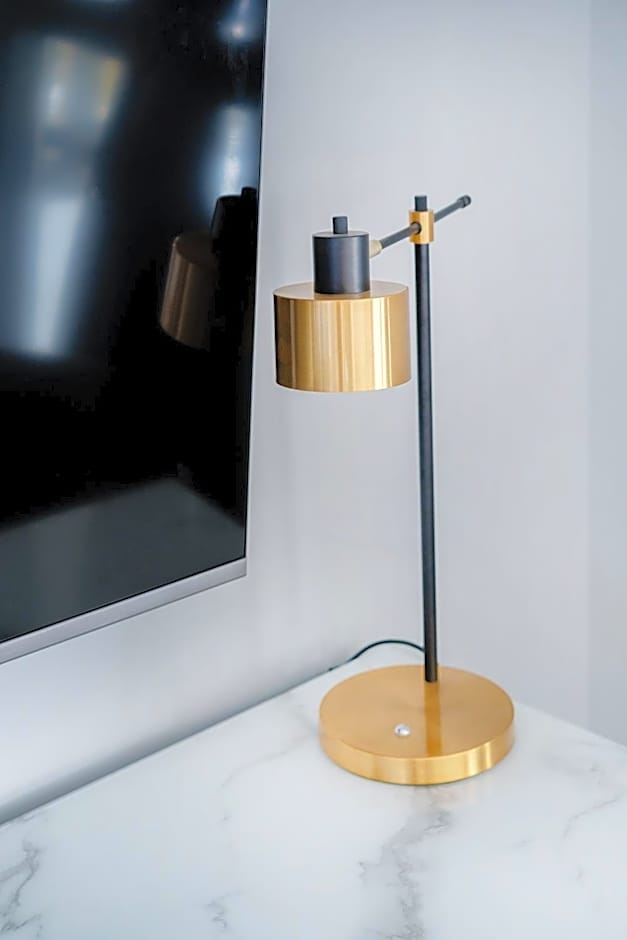 Oros Hotel and Apartments