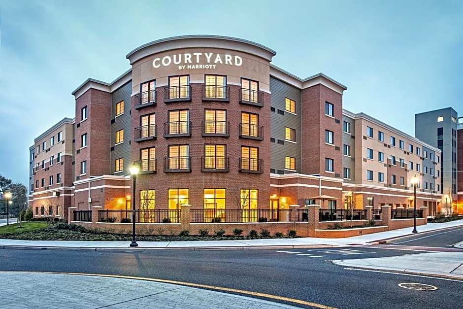 Courtyard by Marriott Glassboro Rowan University