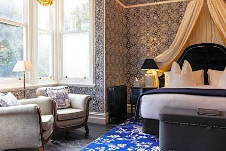 Premium King Room