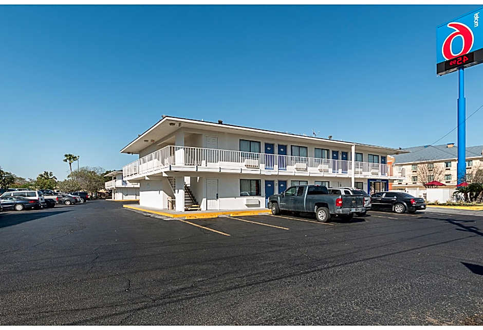 Motel 6-Mcallen, TX