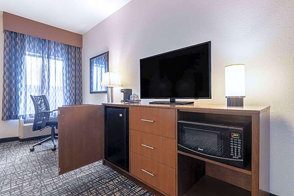 La Quinta Inn & Suites by Wyndham Morgantown