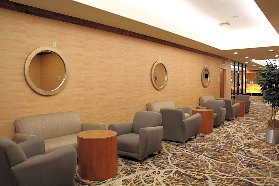Holiday Inn Denver Lakewood By IHG