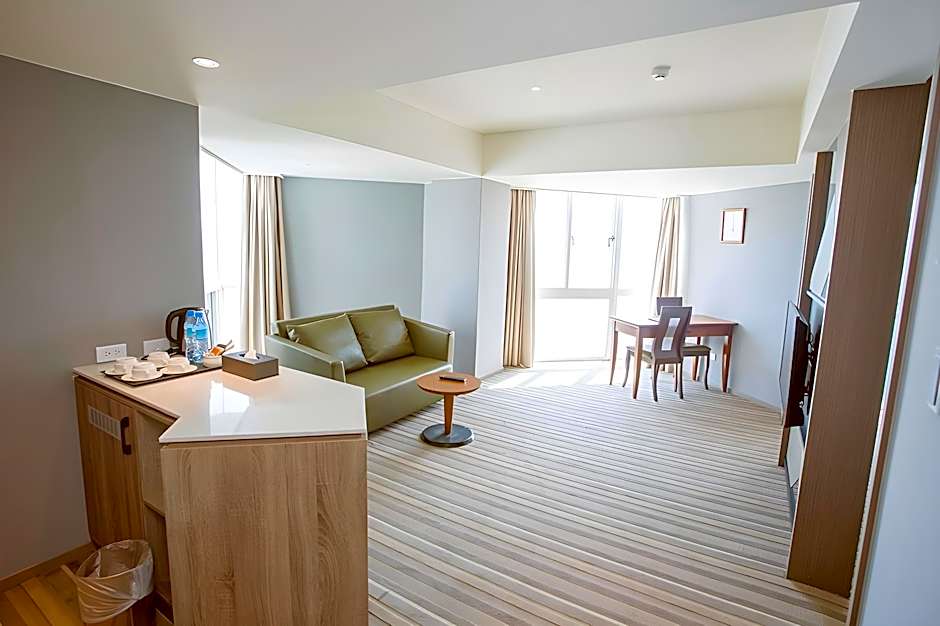 Pacific Hot Spring Hotel Green Bay